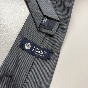VINTAGE J.Crew Tie Gray Bird Nature Pattern English Silk Made in USA 3"
